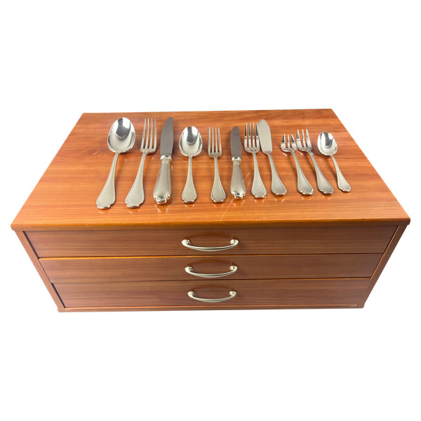 Christofle cutlery model Pompadour 132 pieces