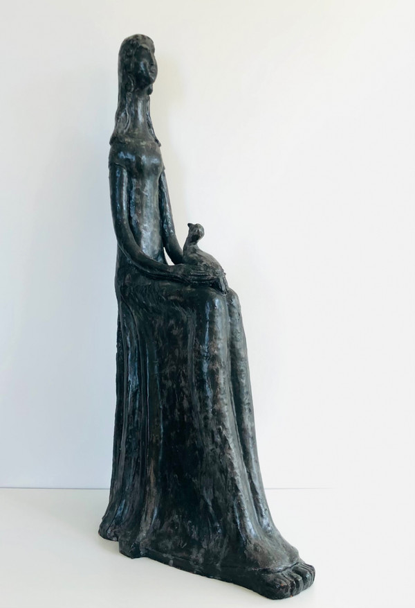 Scultura "Donna con uccello" in ceramica smaltata nera di Paulette Toma, Francia anni '60