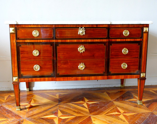 Grande cassettone intarsiato, periodo Luigi XVI - 145,5 cm