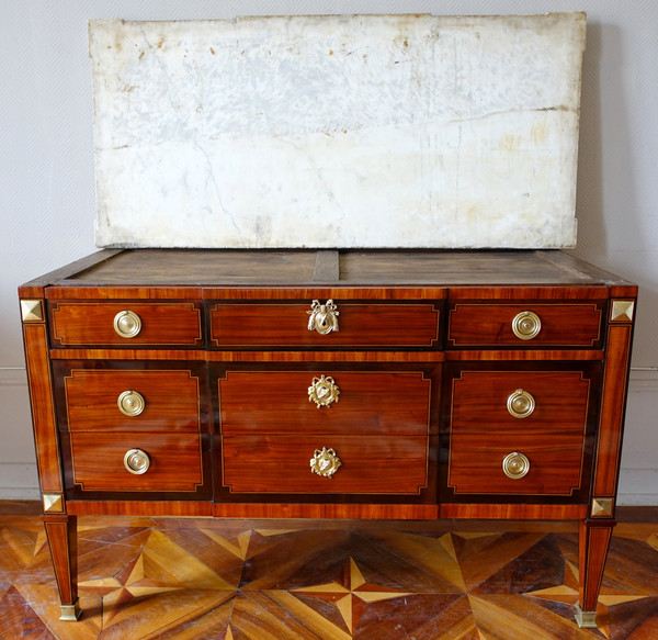 Grande cassettone intarsiato, periodo Luigi XVI - 145,5 cm