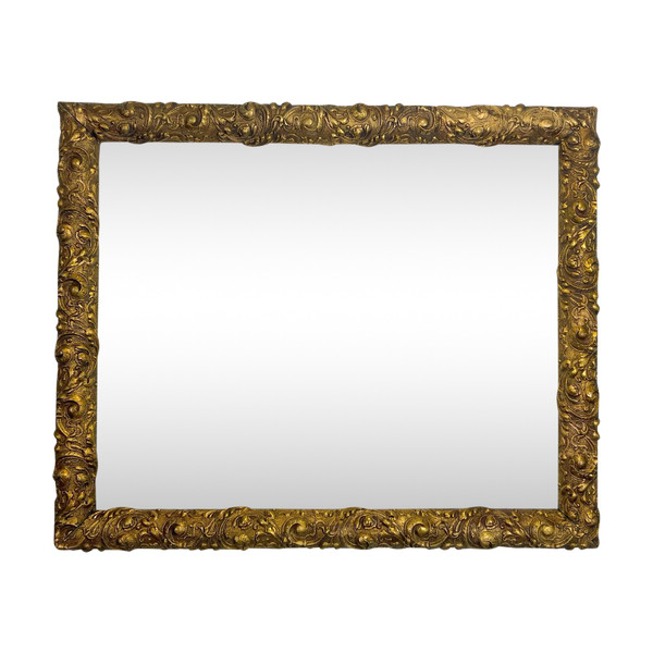 ANCIENT 19th CENTURY FRAME IN WOOD AND GILDED STUC FOR PAINTING 41.5 CM X 33 CM