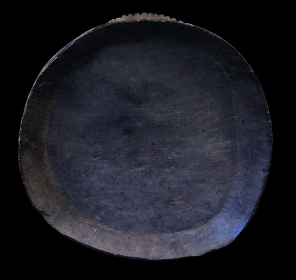 Plat en bois, Papouasie Nouvelle Guinée, art océanien, art tribal, arts premiers