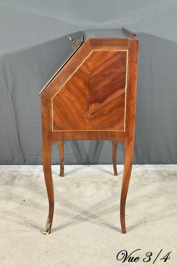 Sloping desk in Plum and Walnut, Louis XV - 18th century