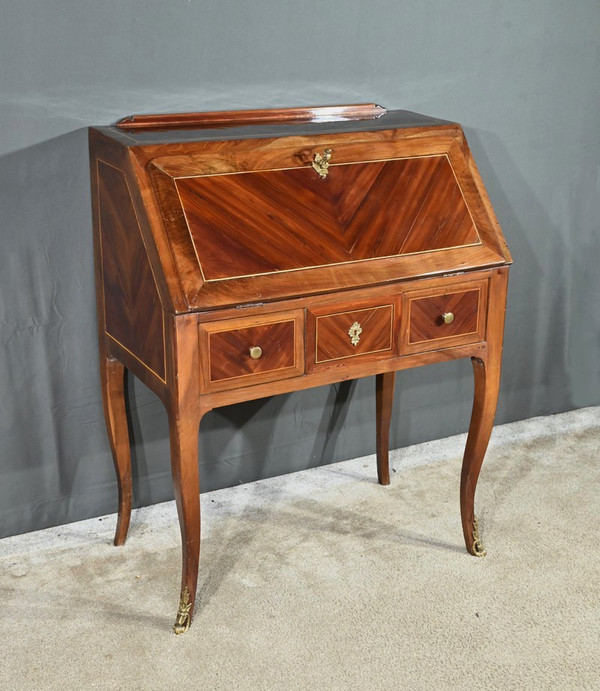 Sloping desk in Plum and Walnut, Louis XV - 18th century