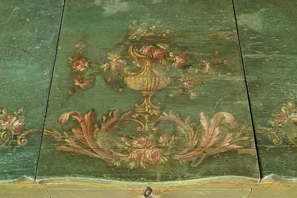 Petite Coiffeuse en Chêne Peint, style Louis XV – Fin XVIIIe