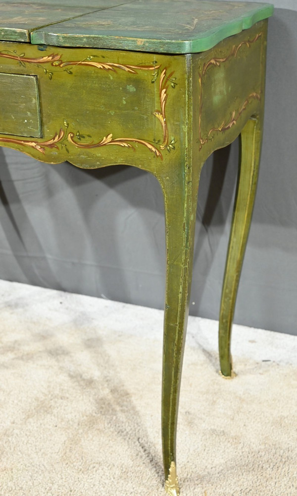 Petite Coiffeuse en Chêne Peint, style Louis XV – Fin XVIIIe