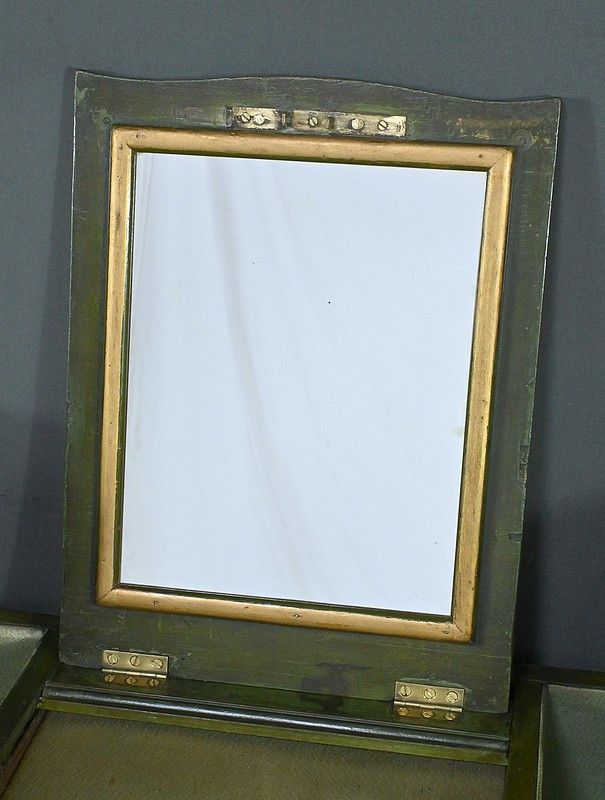 Kleiner Frisiertisch aus bemalter Eiche, Stil Louis XV - Ende XVIII.
