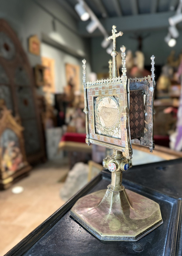Monstrance Reliquaire En Cuivre – Fin XVe Début XVIe