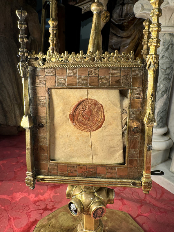 Monstrance Reliquaire En Cuivre – Fin XVe Début XVIe