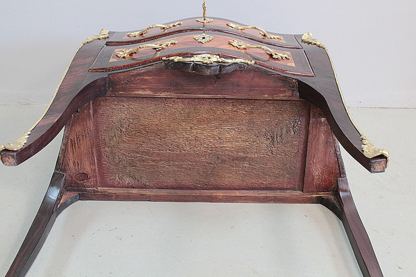 Commode époque Louis XV, estampillée ELLAUME XVIIIe