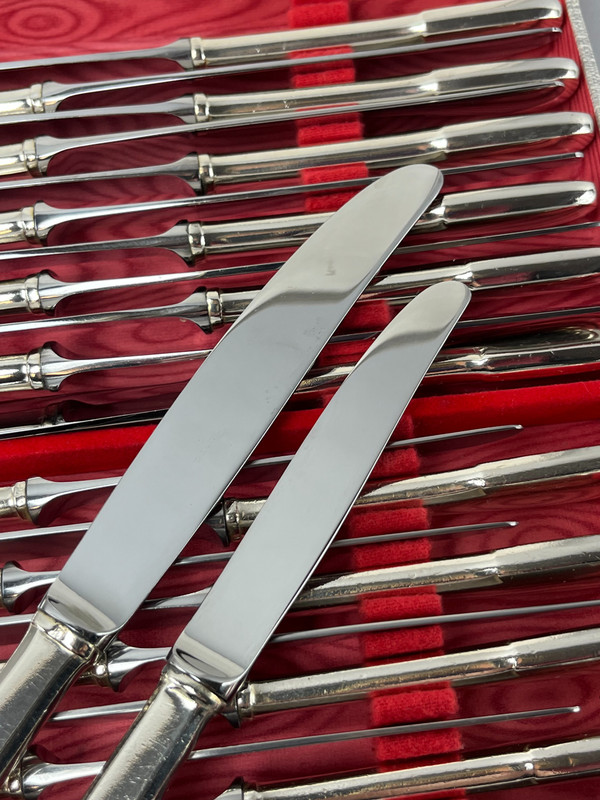 12 table knives and 12 cheese knives uniplat model silver plated metal