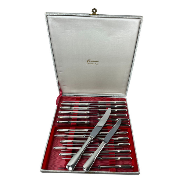 12 table knives and 12 cheese knives uniplat model silver plated metal