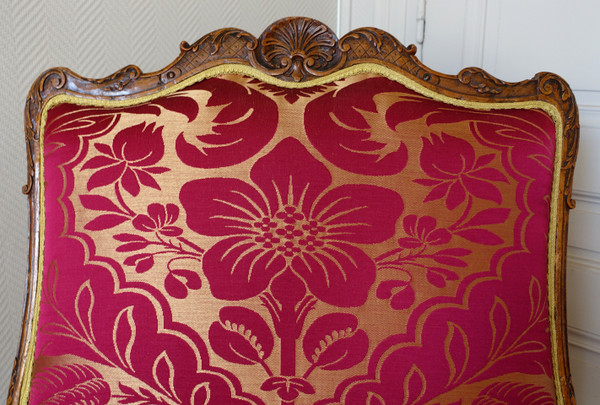Grande poltrona Luigi XIV di epoca Regency del 1710 - 1720 circa in legno finemente intagliato