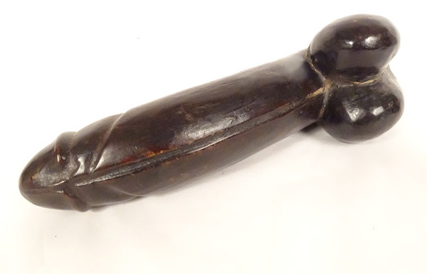 Scultura erotica con dildo in legno intagliato, fine XIX secolo