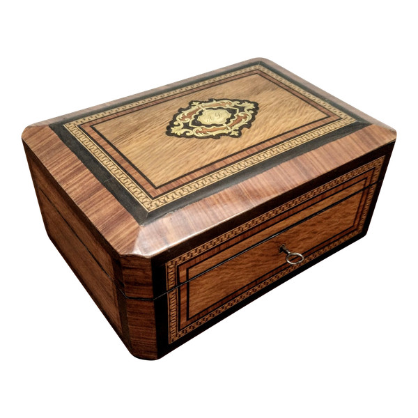 Sewing box