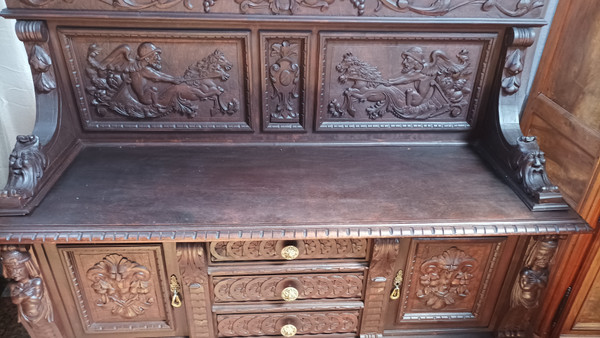 Italienisches Renaissance-Buffet aus dem 19. Jahrhundert