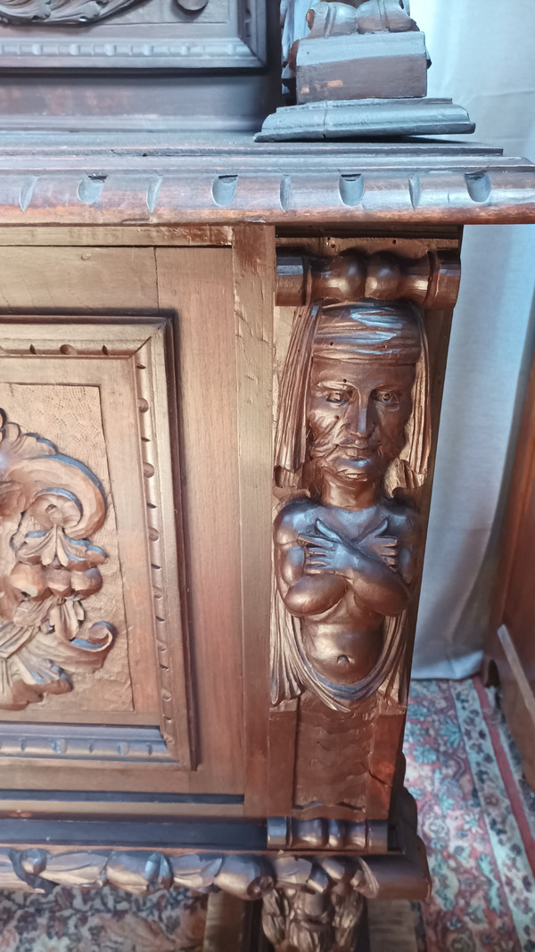 Italienisches Renaissance-Buffet aus dem 19. Jahrhundert