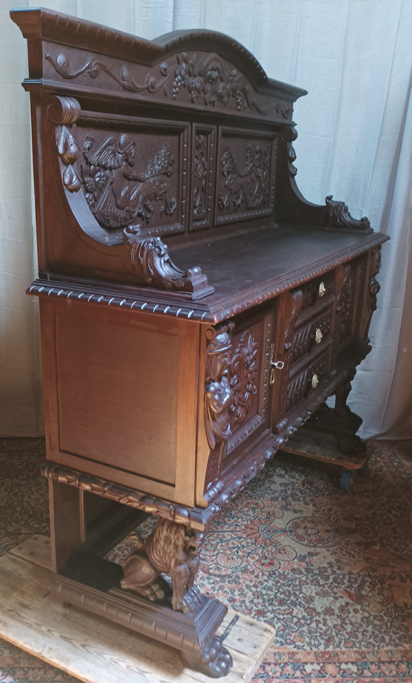 Italienisches Renaissance-Buffet aus dem 19. Jahrhundert