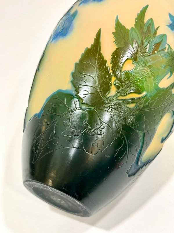 Vaso Emile Gallé “Aux Gentianes”