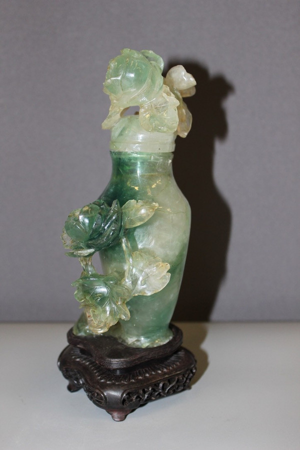 Vase Couvert En Fluorine à Décor De Fleurs , Asie 