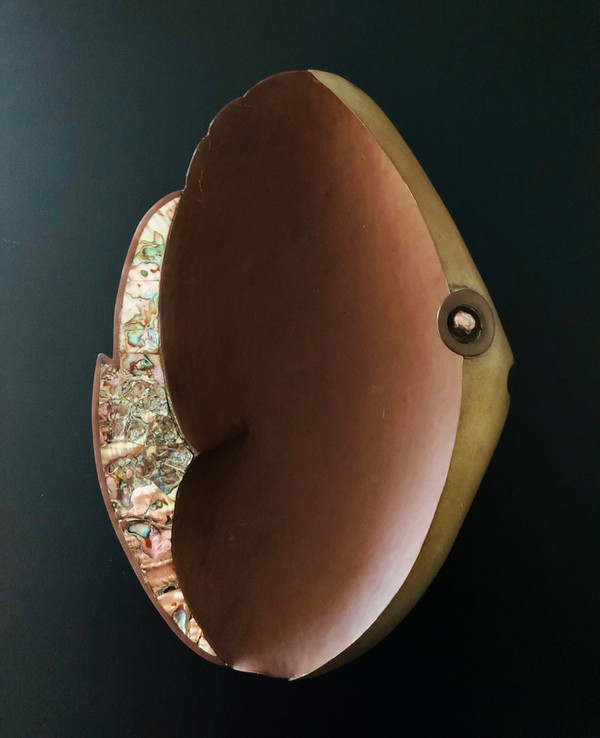 “Fish” cup in copper and mother-of-pearl by G. Espinosa, Mexico 1960s