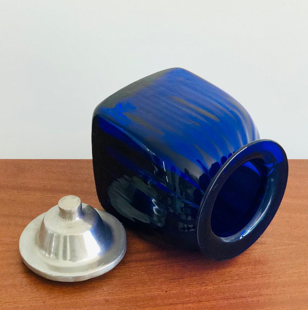 3 Apothekergläser aus kobaltblauem mundgeblasenem Glas und Aluminiumdeckeln, Italien