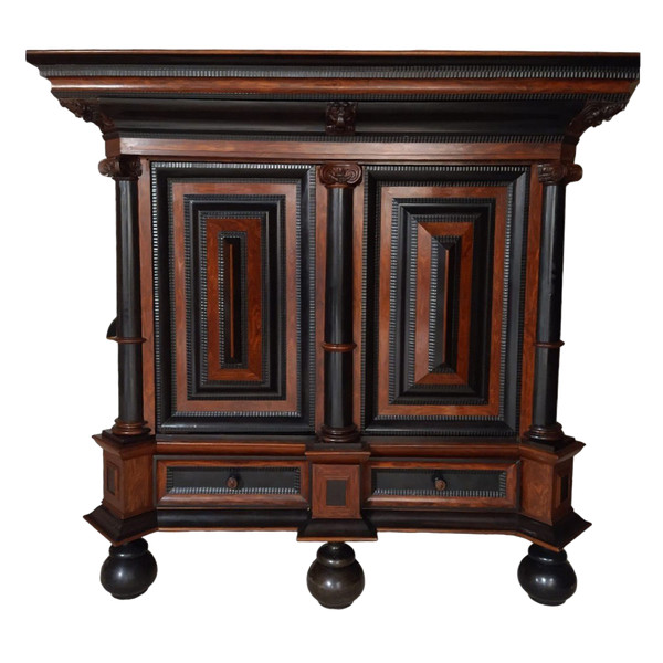 Armoire Louis XIII
