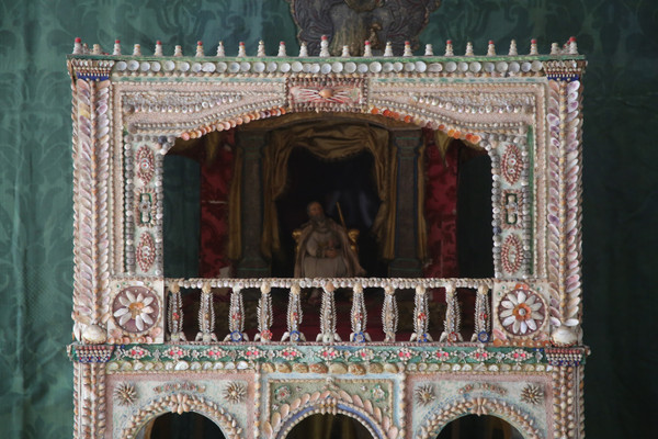 Model of a palace with shells, Italy, late 19th century