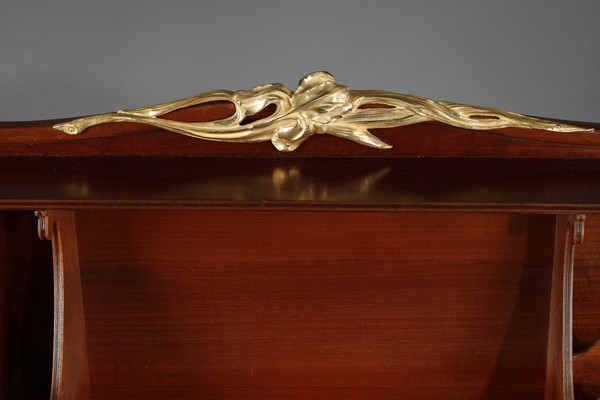 ART NOUVEAU MAHOGANY AND MAHOGANY VENEER STEPPED DESK