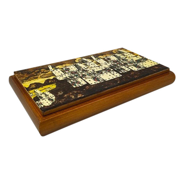 Wunderschöne Original-Spielkartenbox von Piero Fornasetti aus den 1970ern in ausgezeichnetem Zustand. Hergestellt in Italien