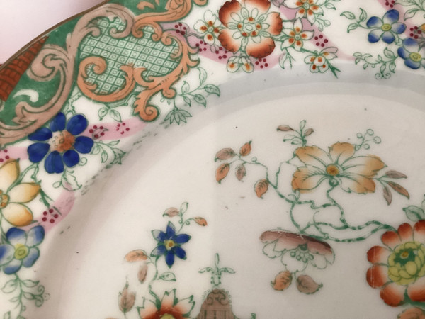 Series of five plates