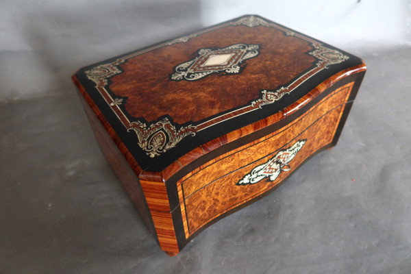 Napoleon III magnifying glass and marquetry box