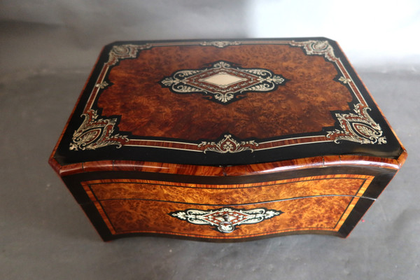 Napoleon III magnifying glass and marquetry box