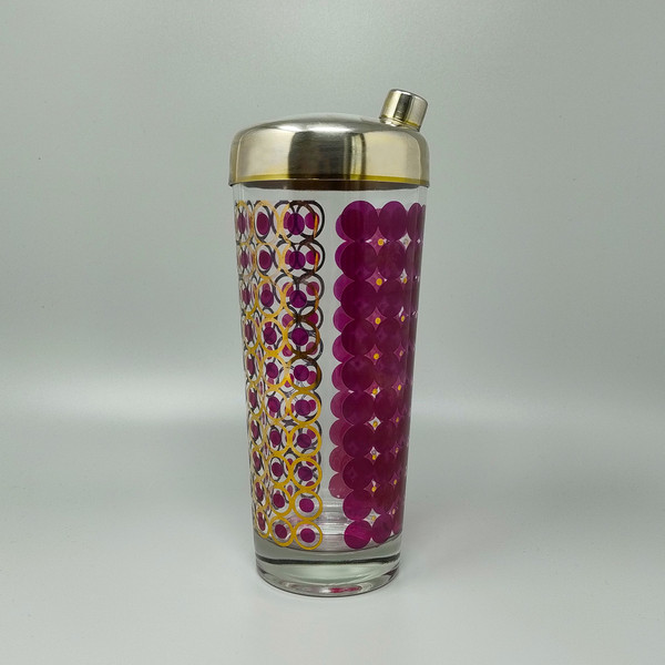 1960s Gorgeous American Cocktail Shaker. Made in U.S.A.