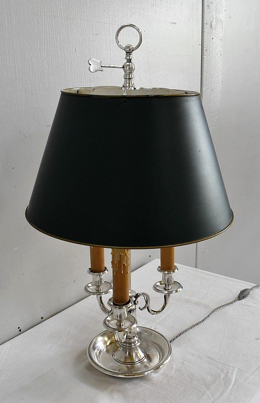  Importante Lampada Porta Acqua Calda in Metallo Argentato, gusto Luigi XVI - Fine XIX secolo