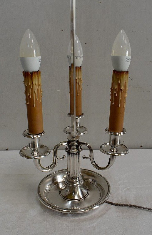 Importante Lampada Porta Acqua Calda in Metallo Argentato, gusto Luigi XVI - Fine XIX secolo