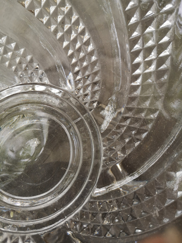 Schale auf Fuß in farblosem Kristall Baccarat Modell Serpentine