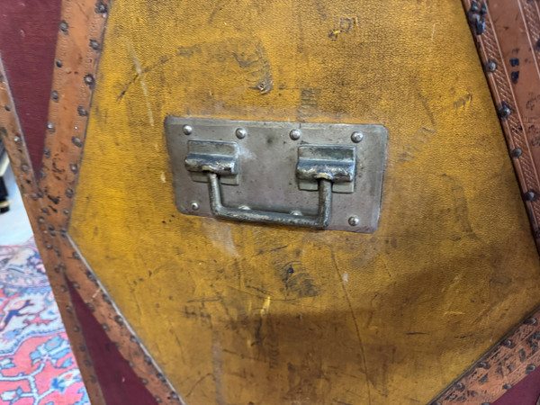1920S BOAT OR TRAVEL TRUNK