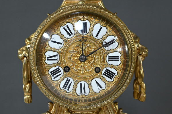 Bronze clock, signed G.Philippe Palais Royal - 1870