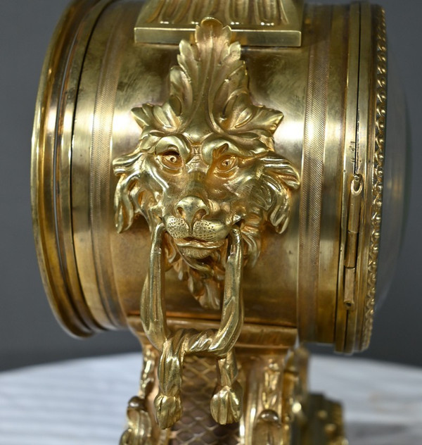 Bronze clock, signed G.Philippe Palais Royal - 1870