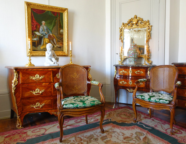 Sulpice Brizard : paire de fauteuils cannés d'époque Louis XV - estampillés