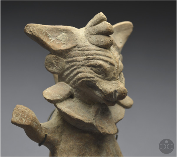 Messico, 450 - 750 d.C., cultura di Veracruz, fischietto rituale antropo-zoomorfo, terracotta