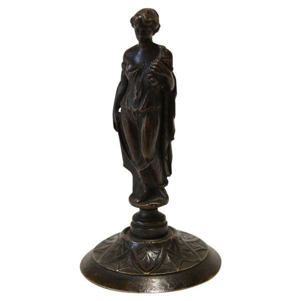 Scultura in bronzo di donna in stile antico, fine XIX secolo