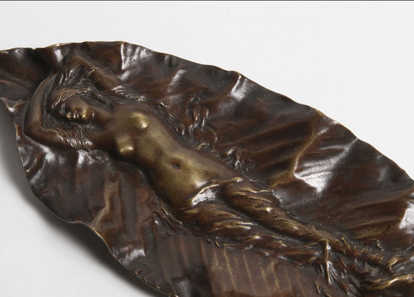 Vide poche en bronze, Signé de Georges Delpérier, Art Nouveau