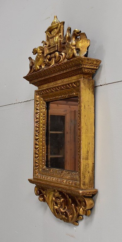 Small Golden Wood Mirror With Winged Animal Decorations - Late 19th Century