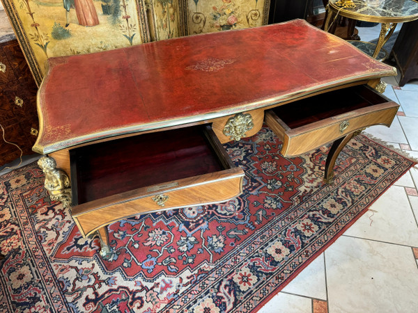 BUREAU PLAT DE STYLE LOUIS XV