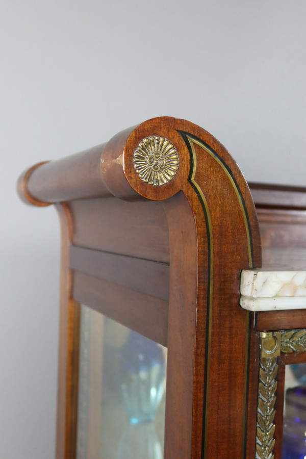 Vitrine aus Mahagoni Ende 19.