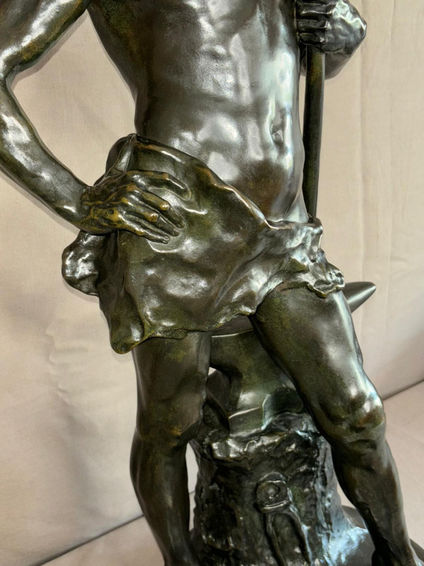 Statue en bronze jeune forgeron, Georges Bareau (1866-1931)  fondeur "F. BARBEDIENNE" Paris