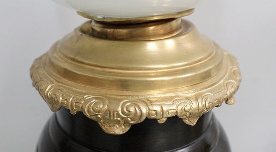 Paire de Lampes Asiatiques à Patine Brune - 1900