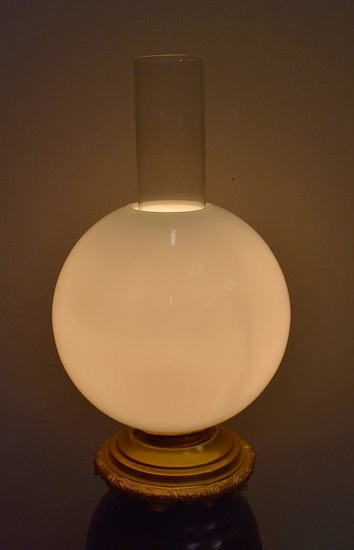 Paire de Lampes Asiatiques à Patine Brune - 1900